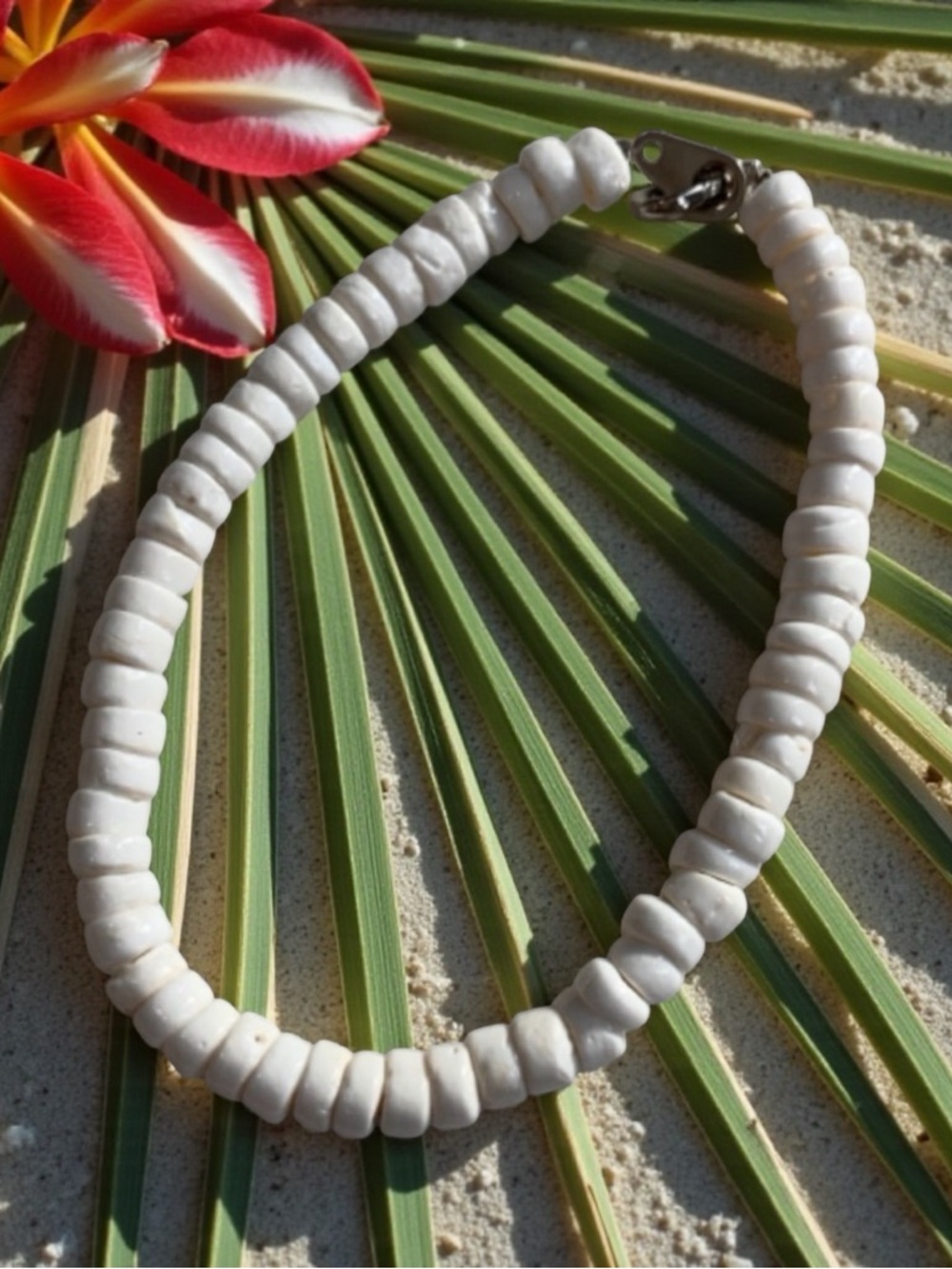 White Shell Heishi Pukka Bead Bracelet – 7”